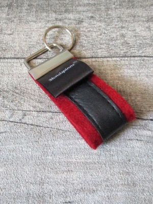 Schlüsselanhänger de luxe rot schwarz Wollfilz Leder - MONDSPINNE