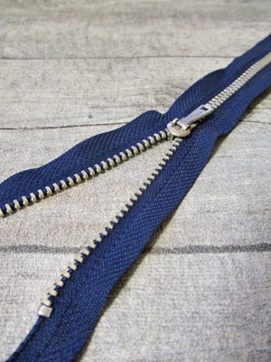 Reißverschluss dunkelblau altsilber 20 cm lang 2,7 cm breit YKK - MONDSPINNE