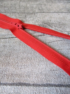 Reißverschluss rot 18 cm lang 22 mm breit YKK - MONDSPINNE