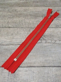 Reißverschluss rot altsilber 18 cm lang 2,7 cm breit YKK - MONDSPINNE