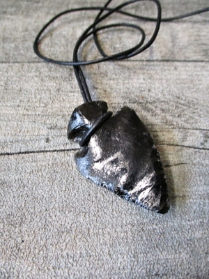 Pfeilspitze Speerspitze klein Obsidian - MONDSPINNE