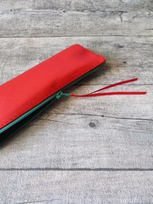 Federmäppchen Stiftemäppchen rot-grün Leder - MONDSPINNE
