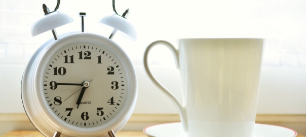 Guten_Morgen Wecker Tasse weiß - MONDSPINNE