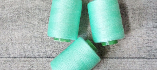 Garn Polyester hellgrün 400m - MONDSPINNE
