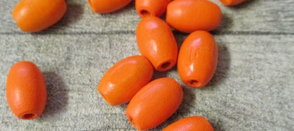 Holzperlen oval orange 17x12mm Loch_4mm - MONDSPINNE